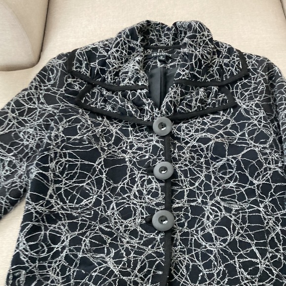 Insight unique double collar jacket - Picture 8 of 12